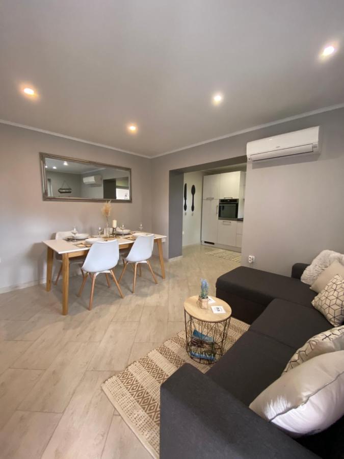 Apartman Petra Gustirna المظهر الخارجي الصورة